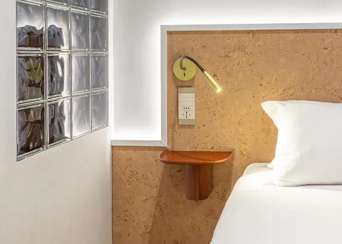 Spanish Steps Exclusive 3bdr *