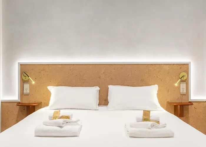 Spanish Steps Exclusive 3bdr * Rom