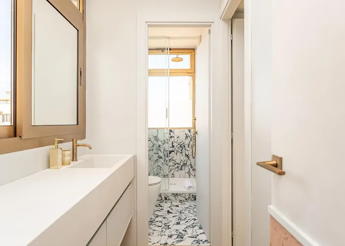 Spanish Steps Exclusive 3bdr