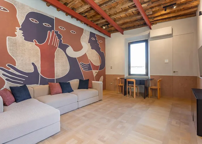 Spanish Steps Exclusive 3bdr